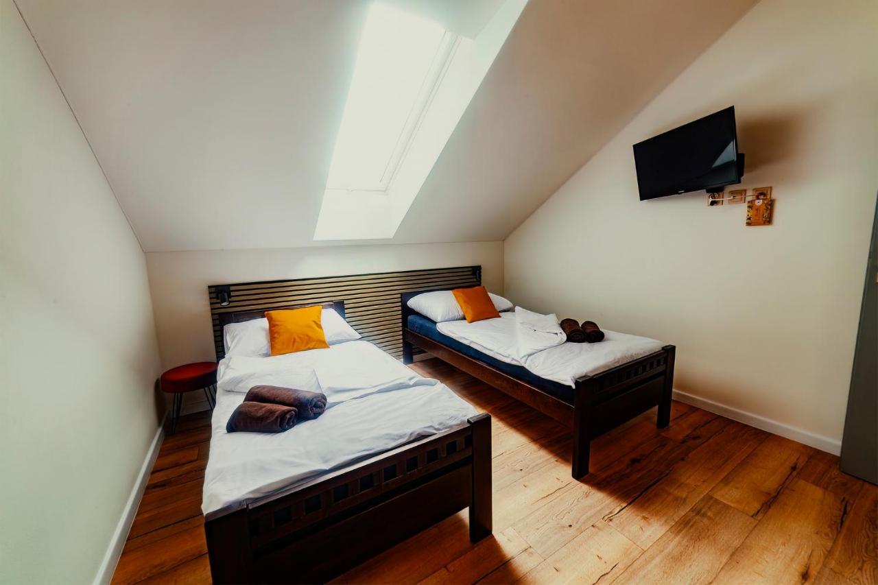 Bird House Hotel Prešov Екстериор снимка